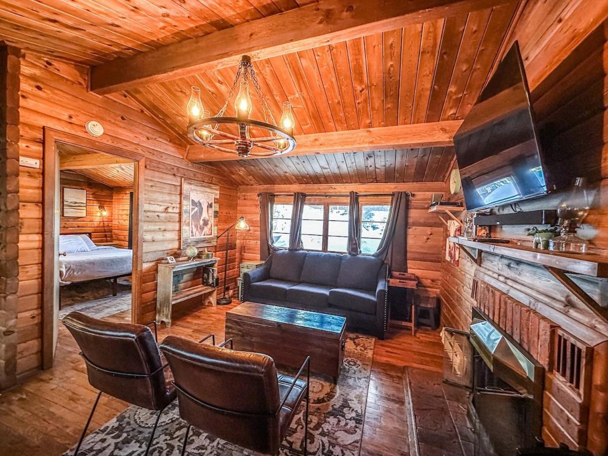 Village Vibes Deck And Bbq Duck Creek Village Екстериор снимка