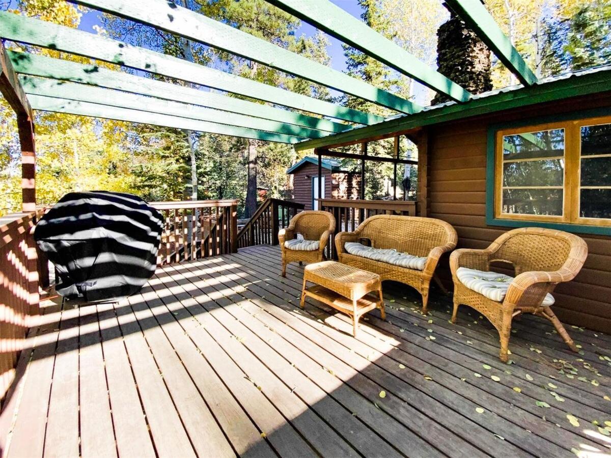 Village Vibes Deck And Bbq Duck Creek Village Екстериор снимка